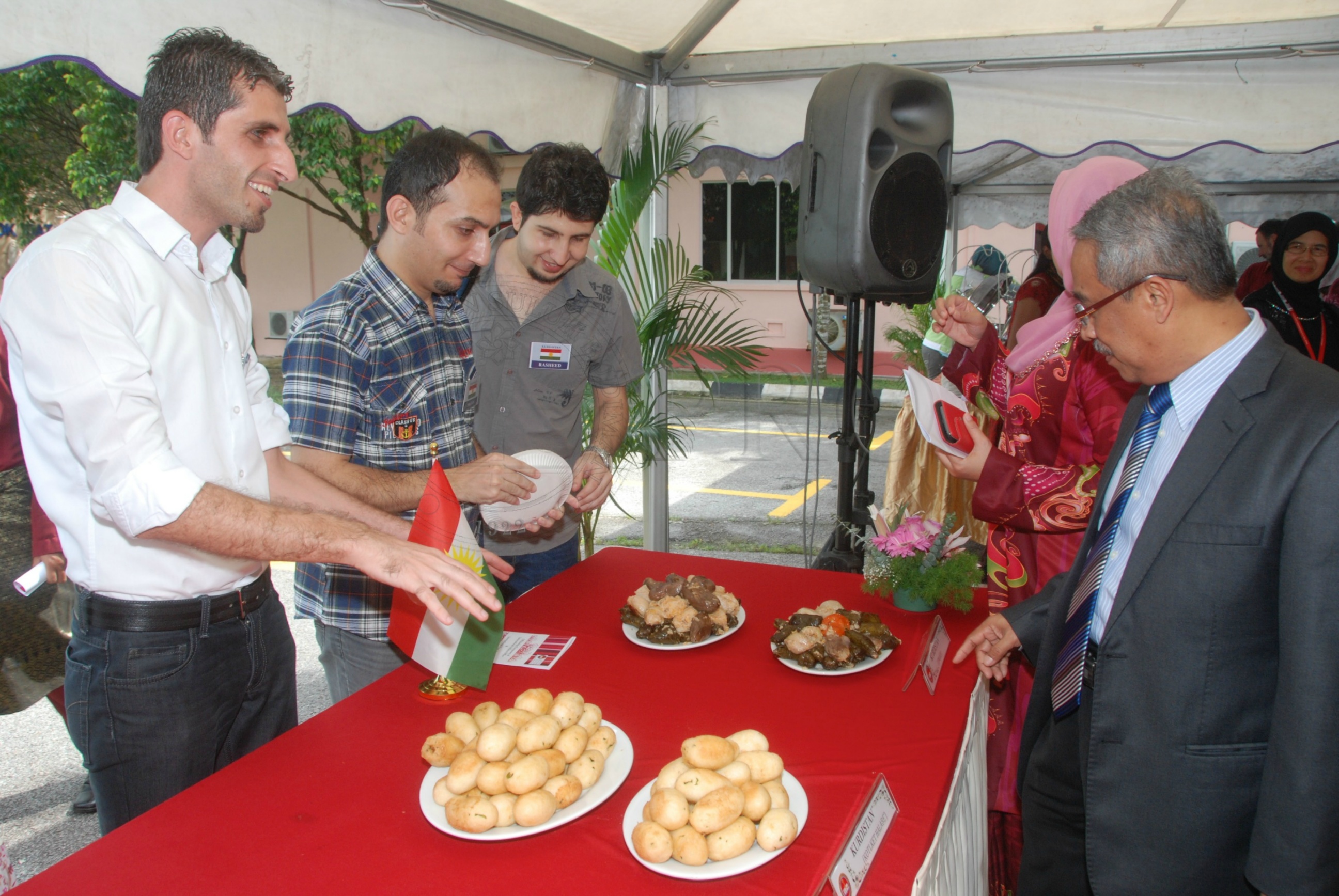 PRO 12 136 food DSC 9260